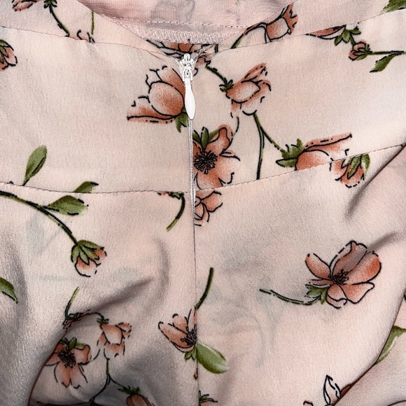 Baby Pink Floral Romper with adjustable cross back straps - Picture 5 of 7